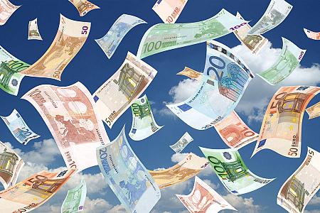 Transfer fees: monetary flows in European football