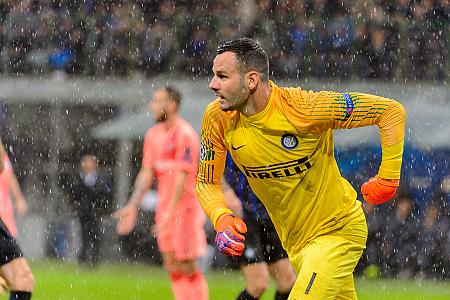 Stakhanovite big-5 league players